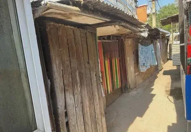 乱建居民想提升小区环境的愿望实现了k8凯发入口拆除700平方米私搭(图5)