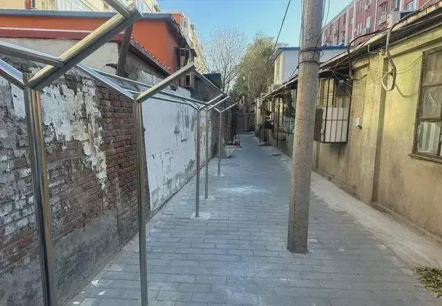 乱建居民想提升小区环境的愿望实现了k8凯发入口拆除700平方米私搭(图8)