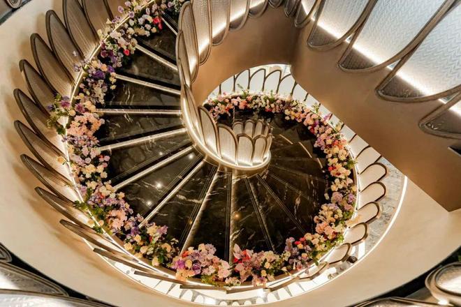 象屿天宸雅颂以荣耀加铸就传奇!热搜NO1天宸雅颂售楼处发布：(图4)